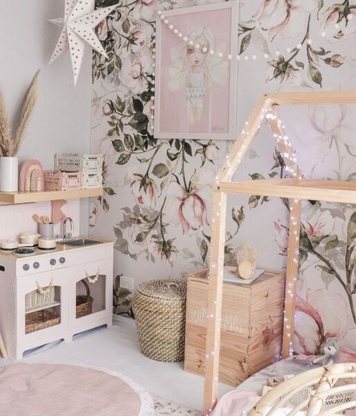 Wallpaper Pale Roses