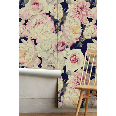 Wallpaper In a Romantic Garden
