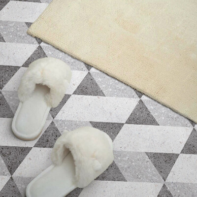 Vinyl tiles Geometric combinations in contrasts