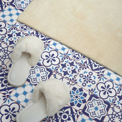 Self adhesive vinyl floor tiles Geometric patterns on tiles
