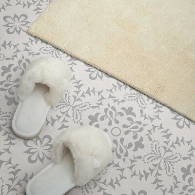Vinyl tiles A plant motif with subtle accents