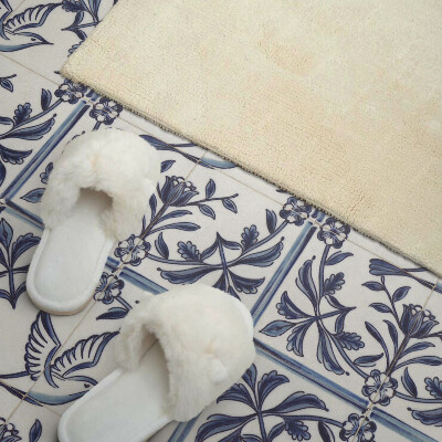 Self adhesive vinyl floor tiles Bird pattern among vegetation