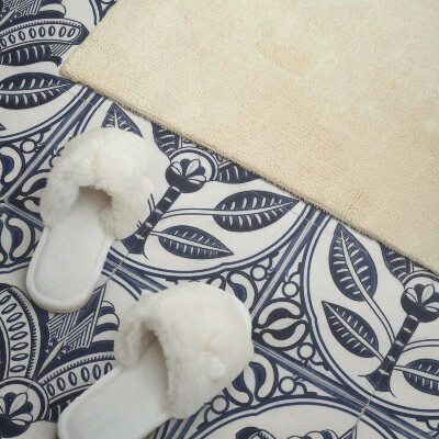 Self adhesive vinyl floor tiles Ceramic floral pattern