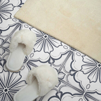 Self adhesive vinyl floor tiles Floral pattern on the tile