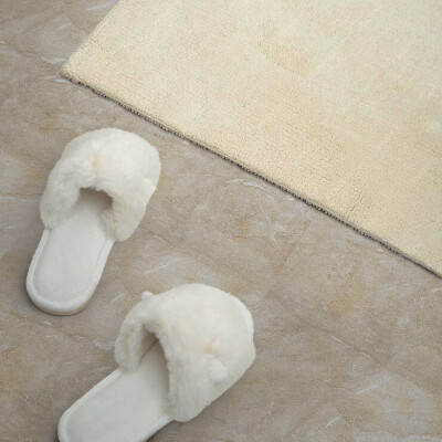 Self adhesive vinyl floor tiles Shades of natural marble