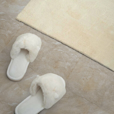 Self adhesive vinyl floor tiles Shades of natural marble