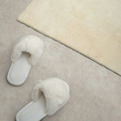 Self adhesive vinyl floor tiles Stone texture motif