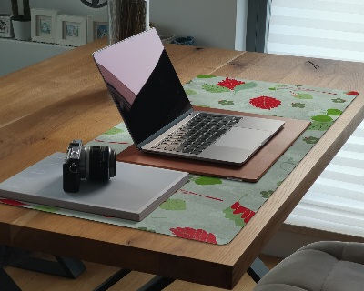 Full desk protector Wild strawberry