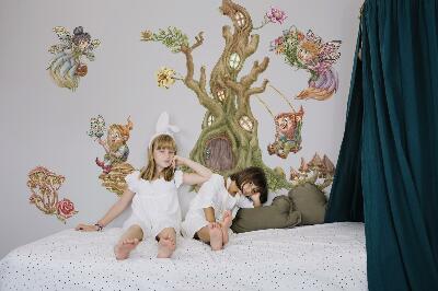 Wall sticker 80x83 Forest creatures and a pastel treehouse
