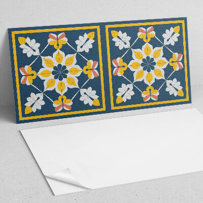 Square wall panel Floral pattern in symmetry