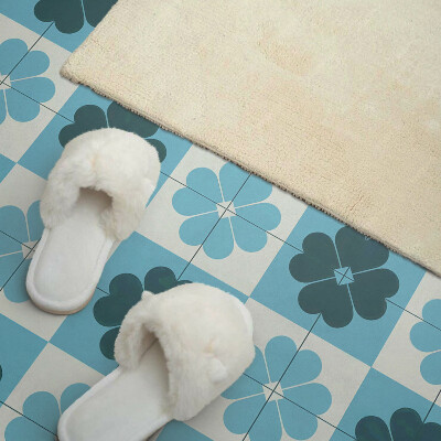 Rectangular wall panel Checkered floral motif