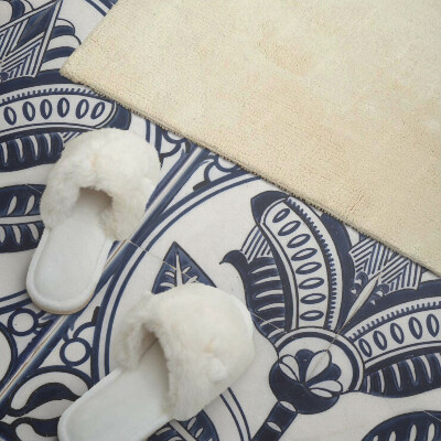 Rectangular decorative wall panel Floral motif in ceramic style