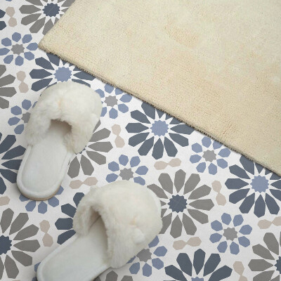Wall paneling Floral pattern in balance