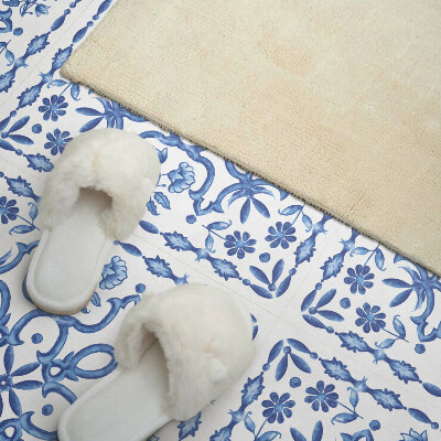 Wall paneling Decorative floral motif