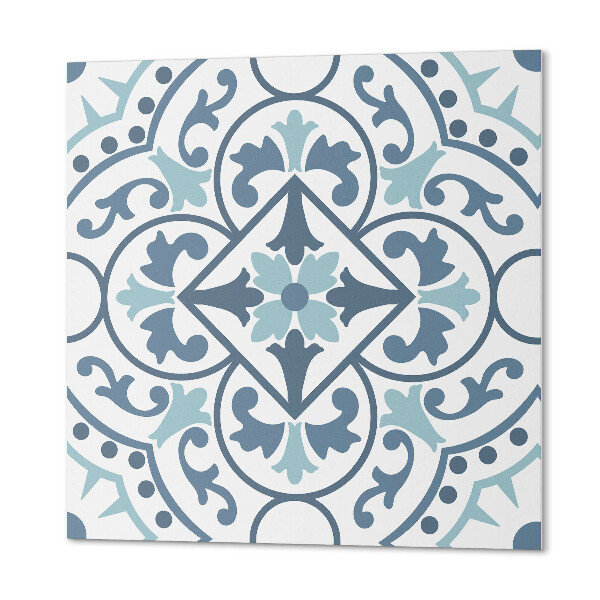 Wall paneling Floral patterns in elegant ornaments