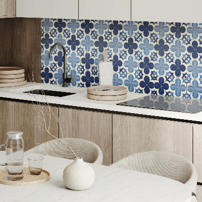 Wall paneling Geometry of floral motifs