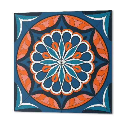 Wall paneling Mandala pattern with leaf motif