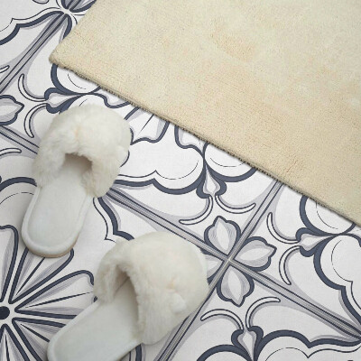 Wall paneling Drawing of flowers on a tile