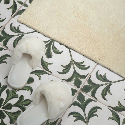 Wall paneling Green design on tiles