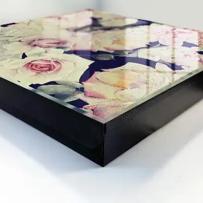 Wall mounted key box Floral elegance with a romantic character