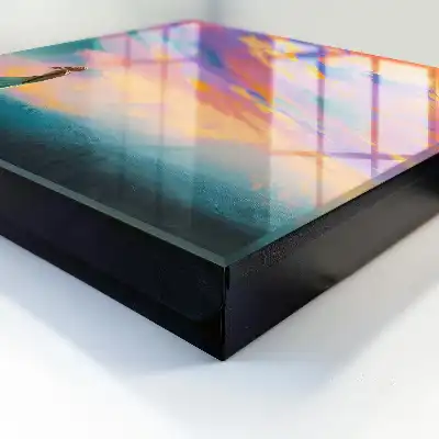 Key box for home with a dreamy scene above the figure