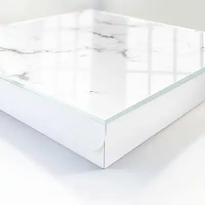 Marbled pattern key box with gray details