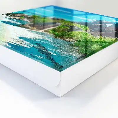 Decorative key box A tropical beach of lush greenery