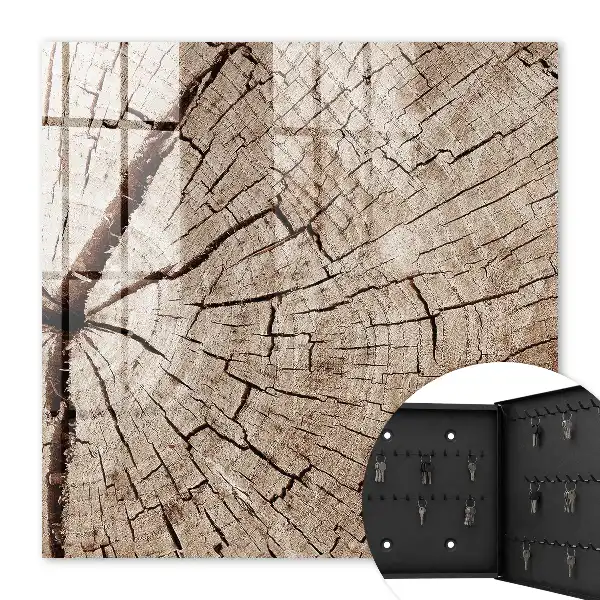 Wall mounted key box The wood grain radiates energy