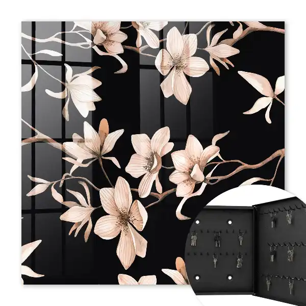 Key cabinet Cream flowers with subtle details