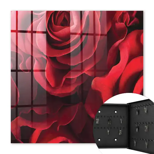 Wall mounted key box Red roses enliven the interior
