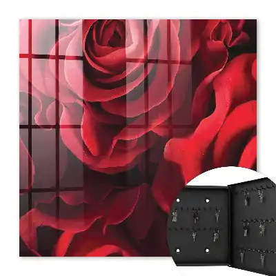 Wall mounted key box Red roses enliven the interior