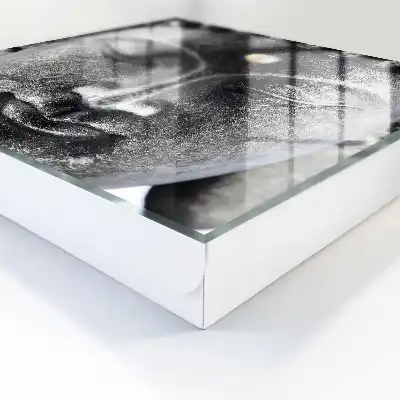 Wall mounted key box A Zen portrait full of harmony