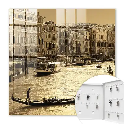 Key box for home The urban charm of historic buildings