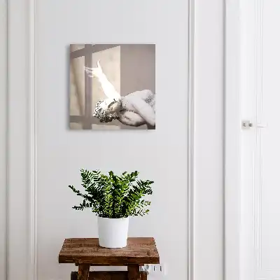 Key cabinet Classic sculpture with a dynamic gesture