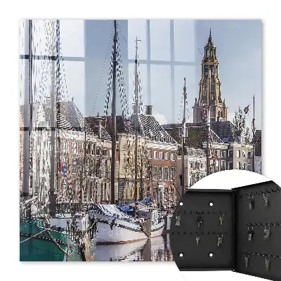 Key cabinet Sails on the water are a tower