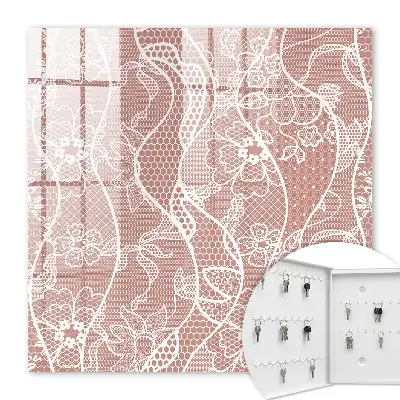 Key cabinet Elegant lace with floral motifs