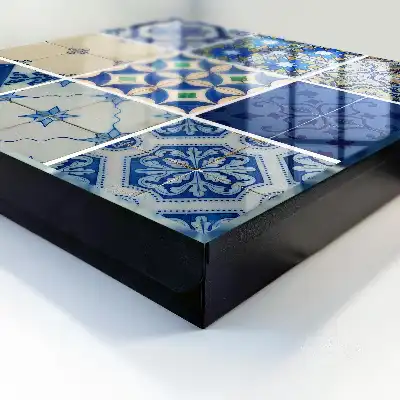 Wall mounted key cabinet Azulejos tiles with a touch of blue
