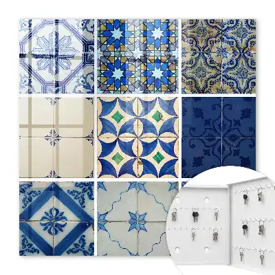 Wall mounted key cabinet Azulejos tiles with a touch of blue