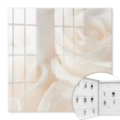 Wall mounted key box Creamy roses of a calming composition