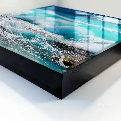Wall mounted key box The power of waves with white foam