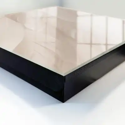 Wall mounted key box Creamy lightness of the shade