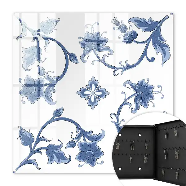 Graceful floral pattern wall mounted key box