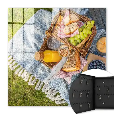 Decorative key box An idyllic picnic full of delicacies
