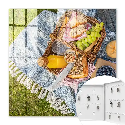 Decorative key box An idyllic picnic full of delicacies