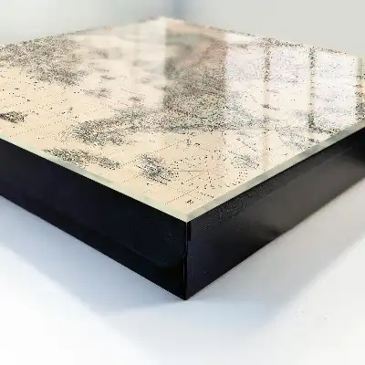 Key box for home World map with continents and ships