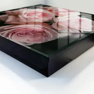 Wall mounted key box Pink roses in full bloom