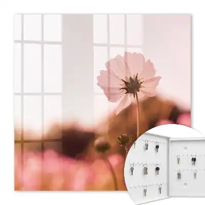 Key cabinet Floral elegance in warm colors