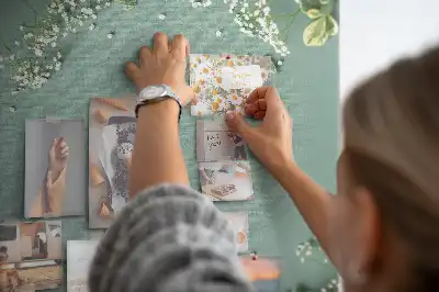 Wall cork memo board with gypsophila bouquet design