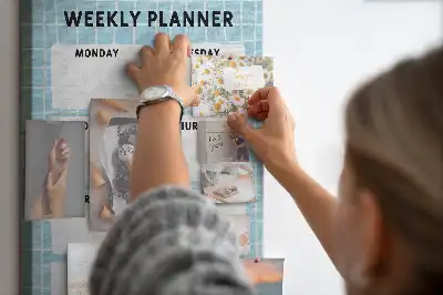 Weekly schedule cork pin board