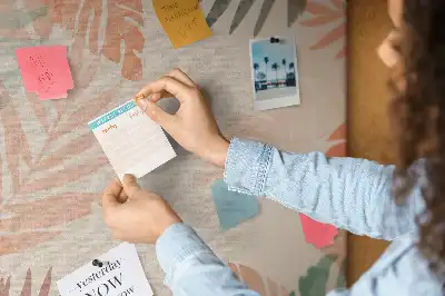 Palm leaf finish cork wall memo board